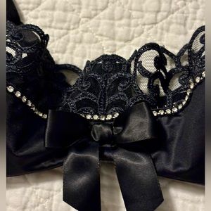 Victoria Secret Tuxedo Bra